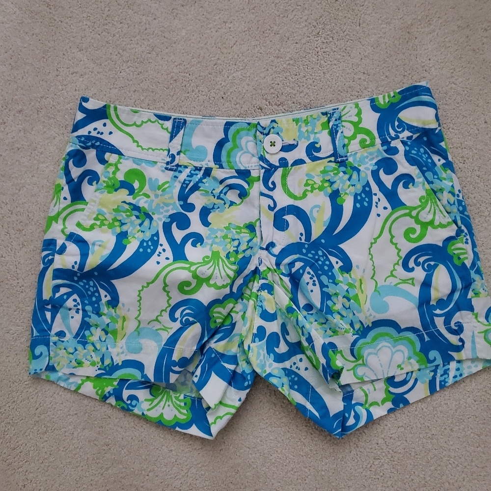 Lilly Pulitzer Callahan Shorts in Resort White Crystal Coast sz2